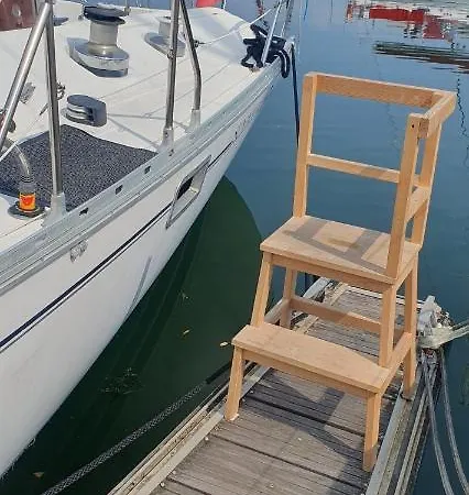 Nuits Au Port - Grand Voilier A Quai Au Vieux Port Botel